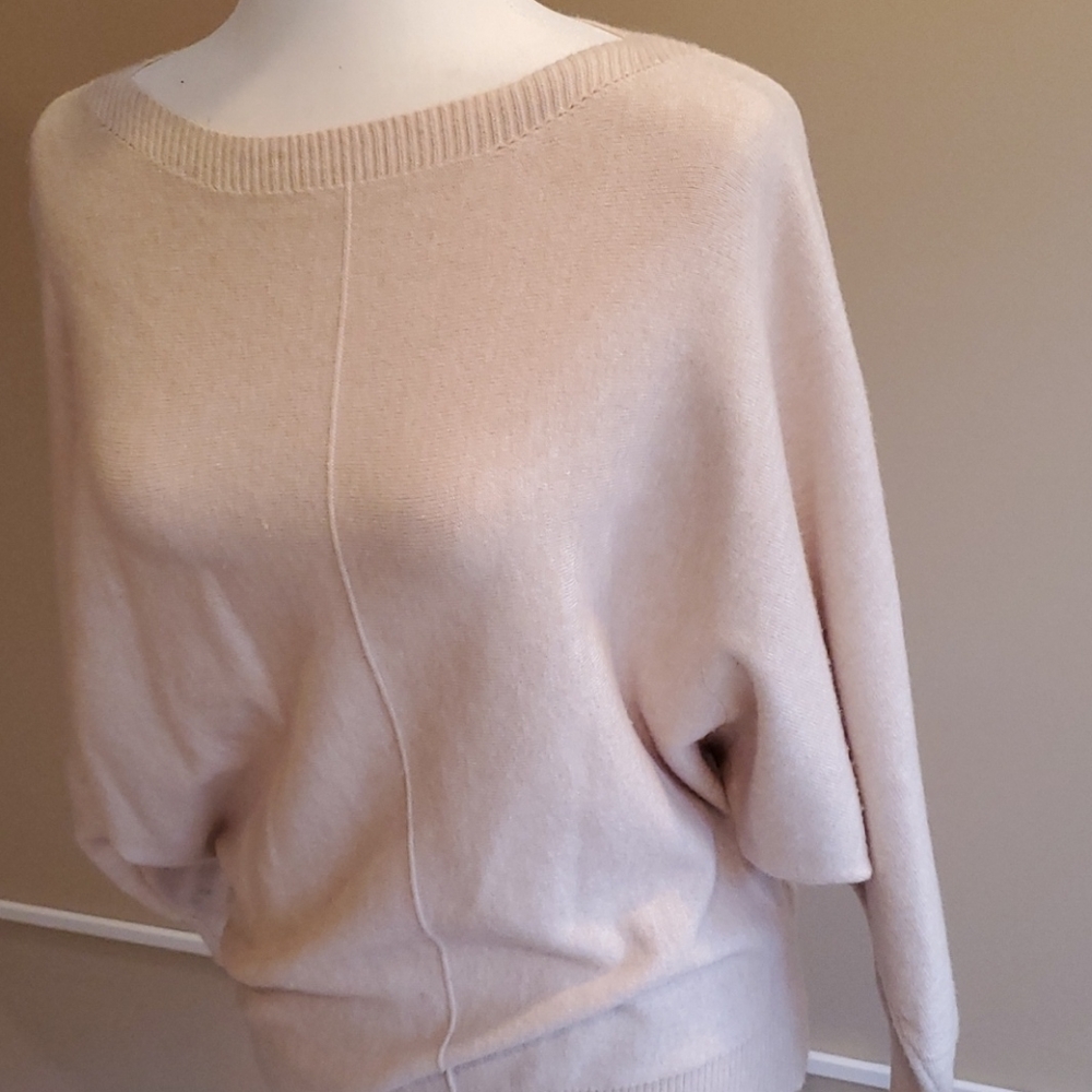 Sweater - Picture 3 of 3